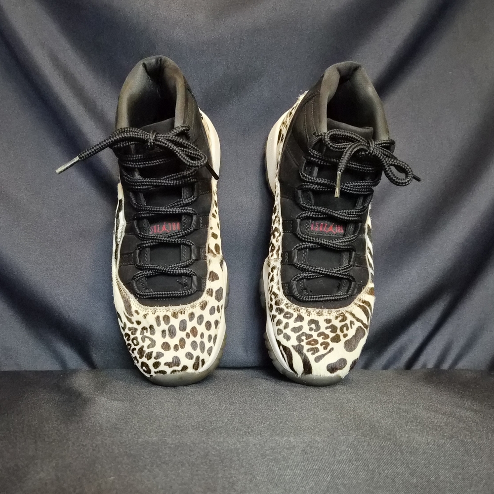 Nike Black and Leopard Print Sneakers